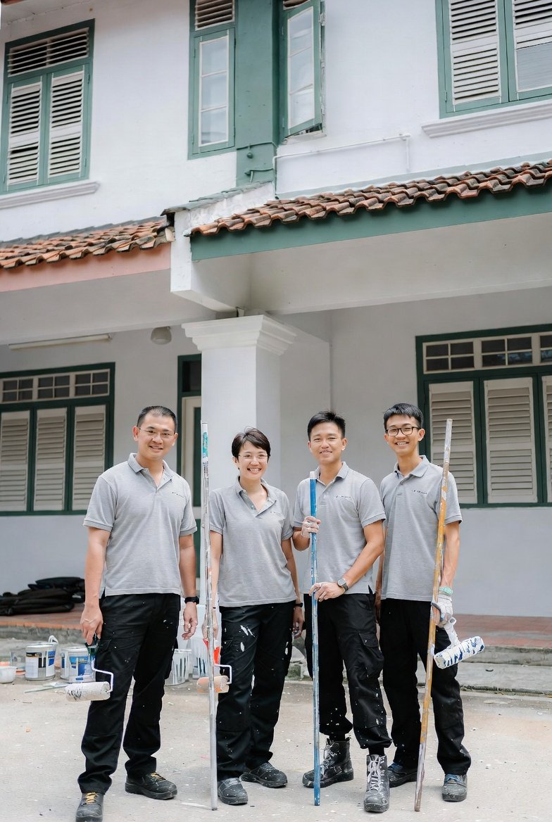 Zailani Paintworks team